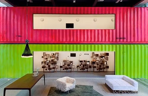 5. Ngôi nhà container nhiều màu sắc tại Sao Paulo: Kiến trúc sư người Brazil Marcio Kogan đã kết hợp ngôi nhà với những container khổng lồ nhiều màu sắc.