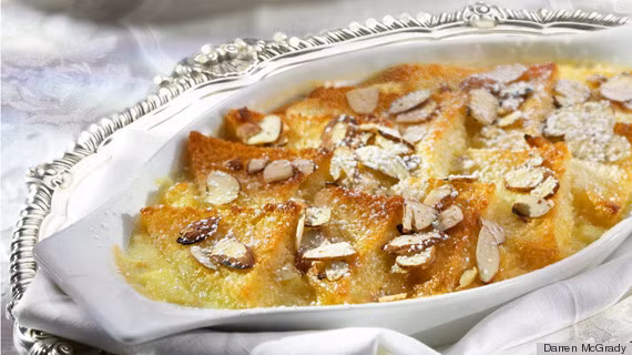 Món tráng miệng ưa thích của Diana là bánh mì bơ: Đầu bếp phục vụ cho công nương Diana đã ghi lại công thức nấu những món ăn ưa thích của bà trong cuốn sách về phong cách ăn uống của gia đình hoàng gia do chính ông viết lại bằng kinh nghiệm của mình.