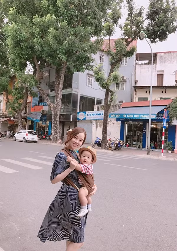 Một số hình ảnh mới nhất của bé Khoai Tây.