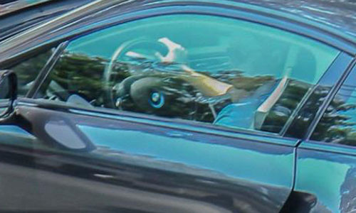 Phan Thành lặng lẽ mọi hoạt động của Midu.