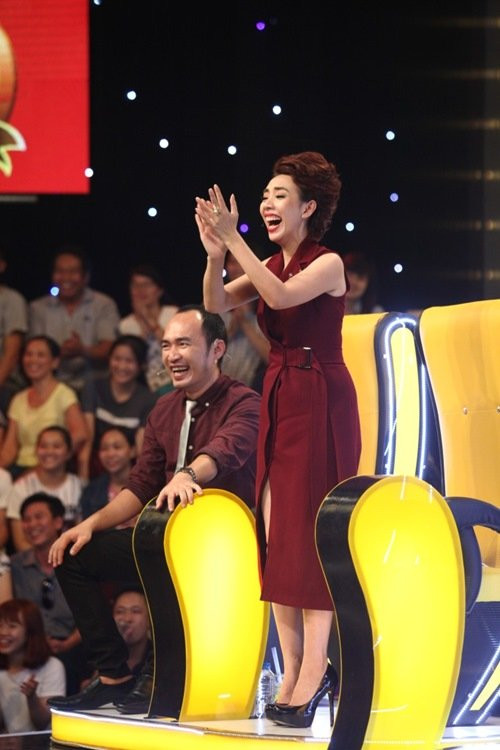 Chang trai gia gai gay choang o Dau truong tieu lam-Hinh-2