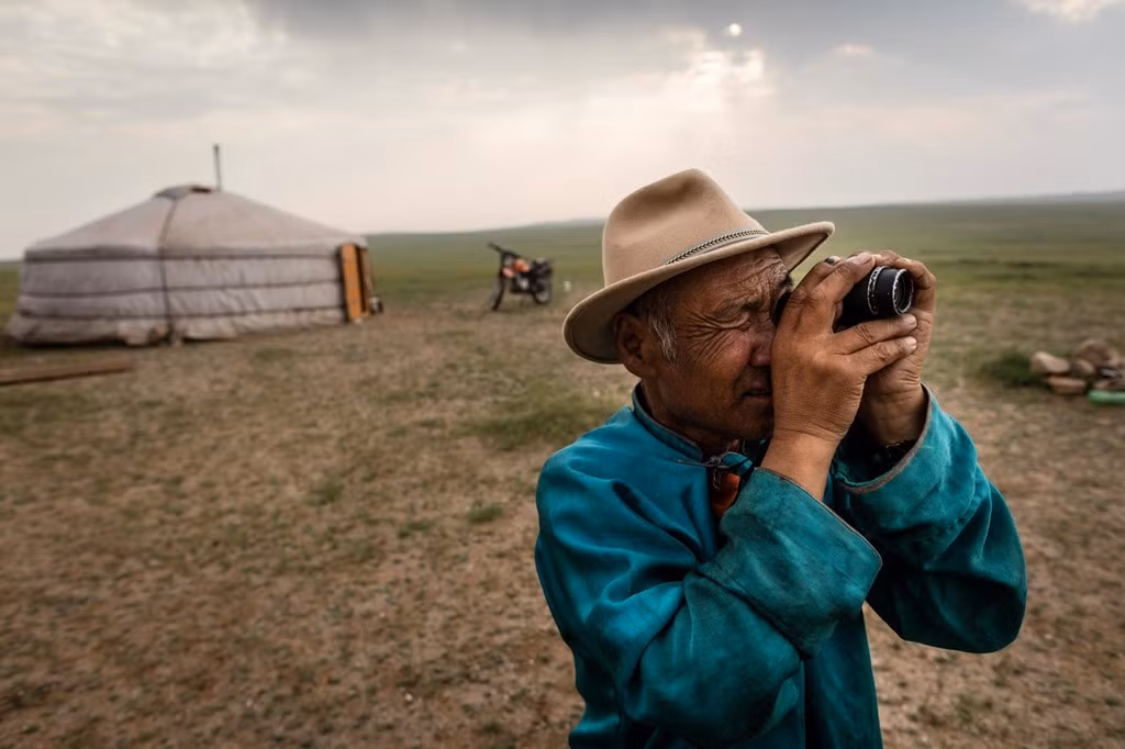 Không những vậy, người dân trên thảo nguyên phải tự mình đối phó với khí hậu khắc nghiệt mà không có sự giúp đỡ của chính phủ.