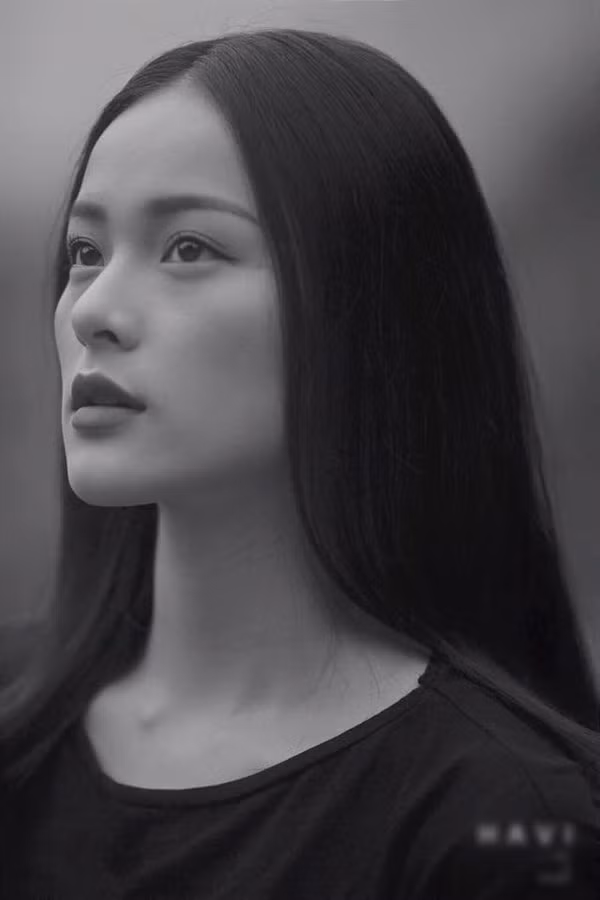 Tình mới của Cường Đô la khởi nghiệp bằng nghề người mẫu ảnh.