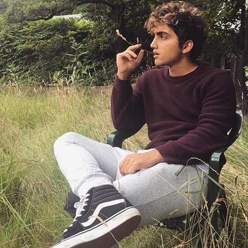 Vẻ ngòai soái ca của Lauko khiến nhiều cô gái trẻ mê mẩn.