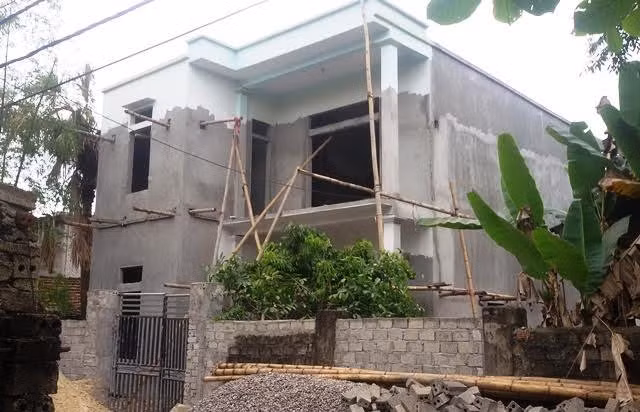 Thanh Hoa: Can bo thon xay nha tien ty van trong dien ho ngheo-Hinh-2