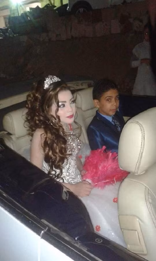 Be trai 12 tuoi dinh hon voi em ho 11 tuoi gay phan no-Hinh-2