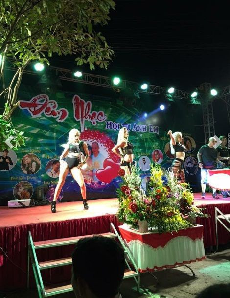 Đêm nhạc sinh nhật có tên “Hội tụ anh em”.