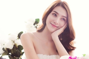 Lê Hà gây ấn tượng với chiều cao nổi bật, nhan sắc hiền dịu. Trong thử thách mặt mộc trong tập 1, Lê Hà cũng được đánh giá cao với gương mặt xinh đẹp không cần son phấn. (Ảnh: FB)