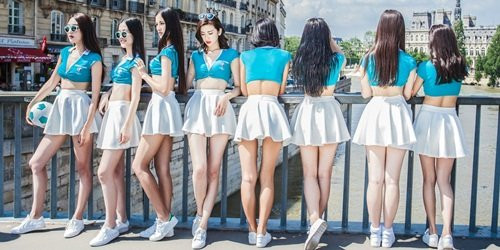 Hisense là hãng điện tử rất lớn ở Trung Quốc cũng là một trong 10 nhà tài trợ toàn cầu cho giải bóng đá Euro 2016. Nắm lấy cơ hội quảng bá thương hiệu, Hisense đã đào tạo một nhóm người mẫu Trung Quốc hoạt động như những đội cổ vũ cho các trò chơi và sự kiện của công ty.