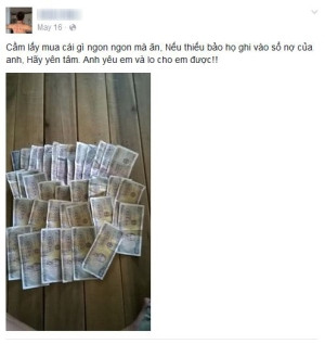 Cầm hết chỗ tiền này đi, anh lo cho em được. (Ảnh: FB)