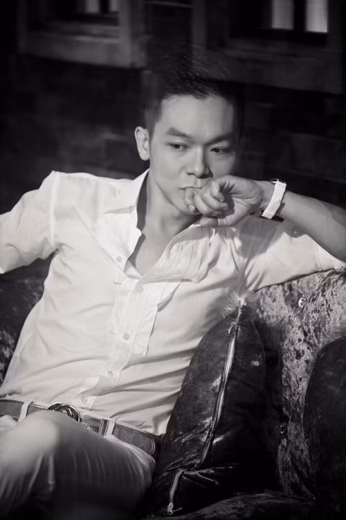 "Hồi nhỏ Kỳ Phương rất sợ ma nhưng lớn lên hiểu chuyện hơn nên không còn sợ nhiều nữa. Phương nghĩ ông bà, cha mẹ mình mất đi thì người ta gọi là ma chứ là gì nữa? Vậy thì cớ sao mình lại sợ?" - Nhạc sĩ Kỳ Phương chia sẻ quan điểm của mình về chuyện ma quỷ.