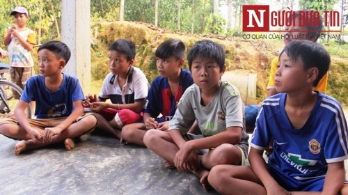 Thua Thien - Hue Mot thay giao bi to danh dap hoc sinh-Hinh-3