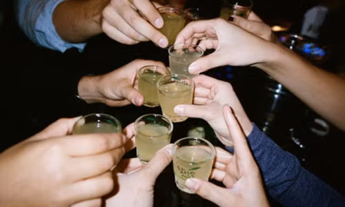 Sai lam chet nguoi nhieu nguoi mac phai khi giai ruou ngay Tet