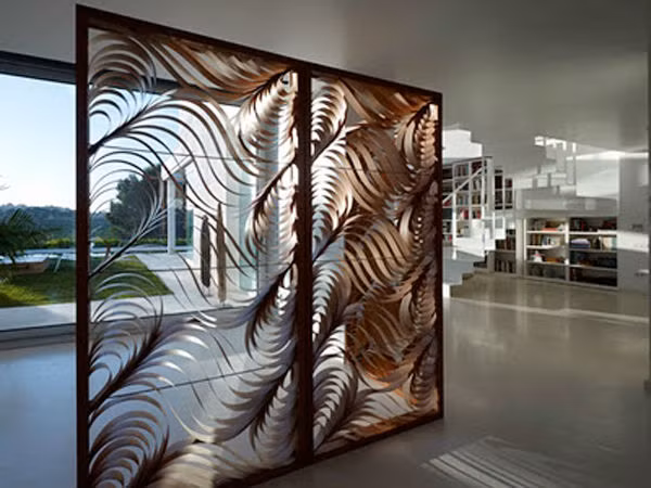 Cach dat binh phong trong phong khach de xua duoi khi xau