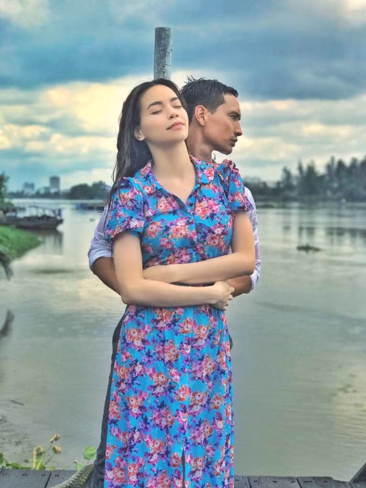 Chieu tro trong showbiz Viet va cai gia nghe si phai tra-Hinh-2