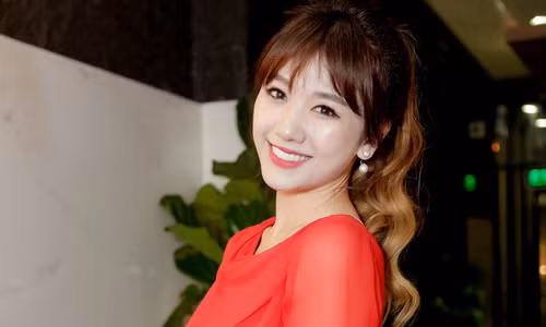 Hari Won cuoi rang ro, “ne” chuyen Tran Thanh bi “cam song“