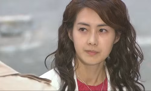 Tu ngay toi duoi co be giup viec, chong toi bat ngo suy sup