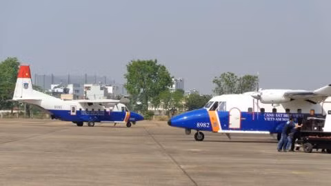 Mua them may bay C-212-400, Viet Nam tin dung vu khi Tay?