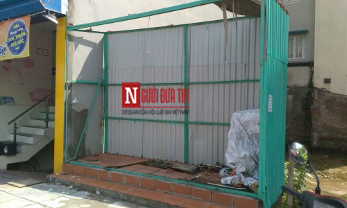 Can canh “ngoi nha” gan 2m2 giua long Thu do