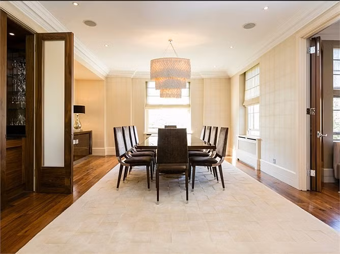 Phòng ăn rộng rãi, có đủ không gian cho mọi sinh hoạt của tất cả sinh viên.