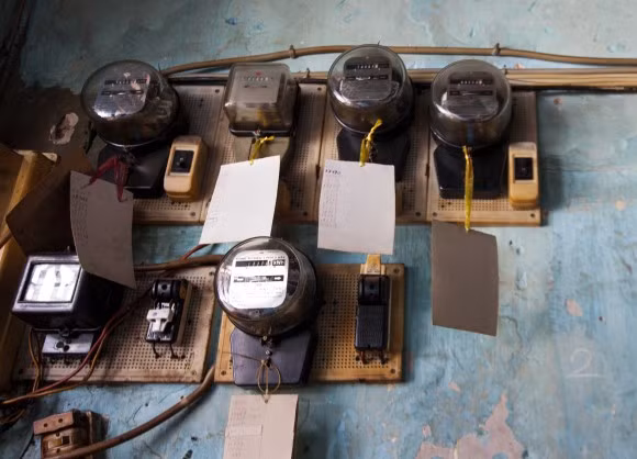 Một căn hộ có 5 đến 6 gia đình cùng sinh sống.