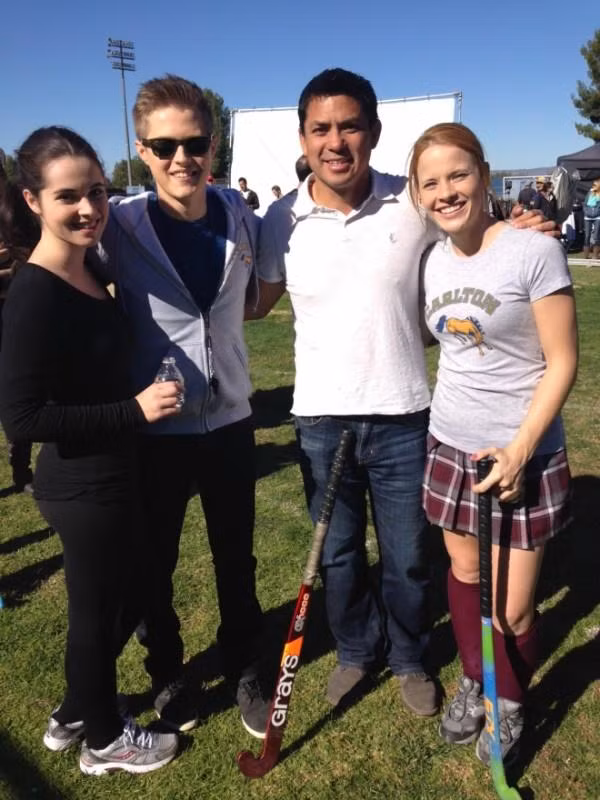 Bình Hoàng từng là thành viên đội tuyển khúc côn cầu trên cỏ quốc gia Mỹ tham dự Olympic 2008 và là người đã mang môn thể thao này đến Việt Nam. Ngoài công việc ở nhà hàng, anh còn là một huấn luyện viên khúc côn cầu có tiếng. Bình Hoàng từng tham gia huấn luyện cho các ngôi sao của loạt phim truyền hình Switched at Birth của Mỹ. Bình Hoàng là cậu con trai nhỏ nhất của ông Hoàng Kiều, theo cha sang Mỹ khi chỉ mới 1 tuổi. Anh hiện là chủ của một nhà hàng đồ ăn Nhật có tiếng tại Mỹ.