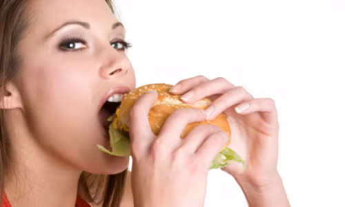 7 can benh nguy hiem nay sinh tu thoi quen an toi muon