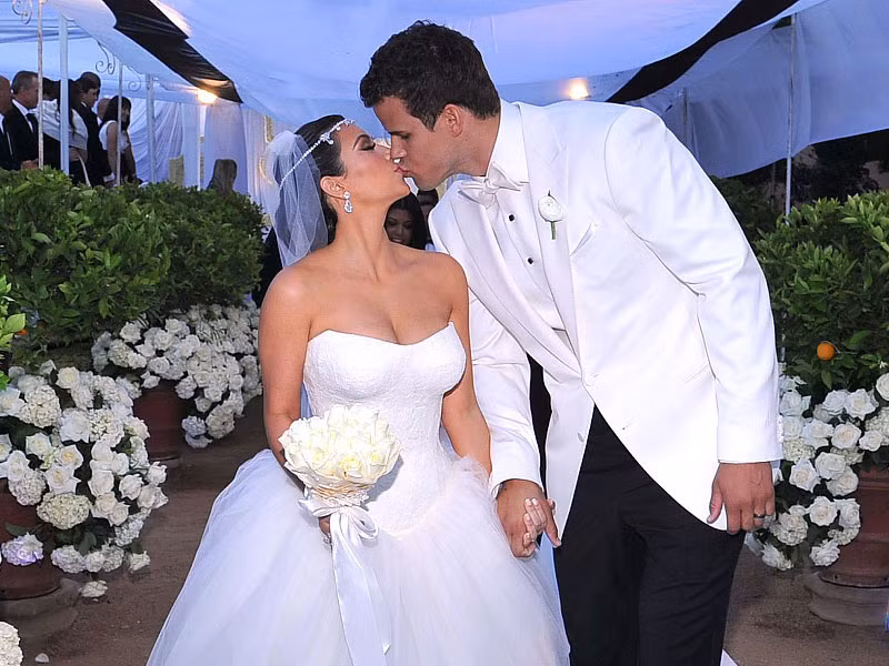 5. Cầu thủ bóng rổ Kris Humphries kết hôn với người mẫu Kim Kardashian vào năm 2011– 10 triệu USD.