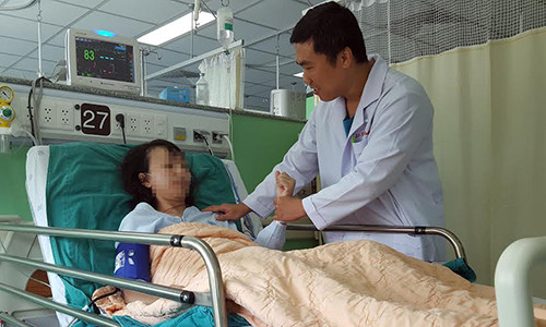 Dieu tri tui phinh khong lo dong mach nao