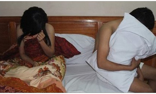 Dung hinh bat qua tang chau dau an nam voi nguoi dan ong la