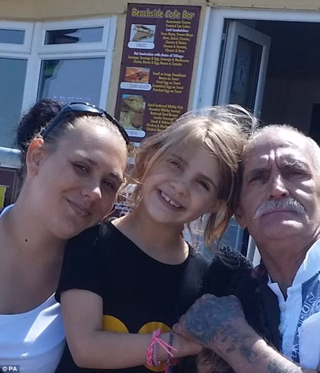 Chuyen tinh lech tuoi cua cu ong gia hon bo vo