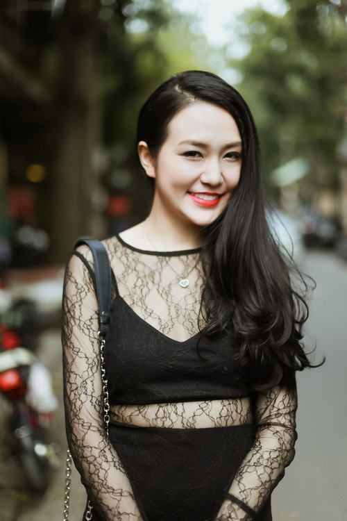 Hình ảnh Hương Baby hồi đầu năm 2016 không khác nhiều so với hiện tại.