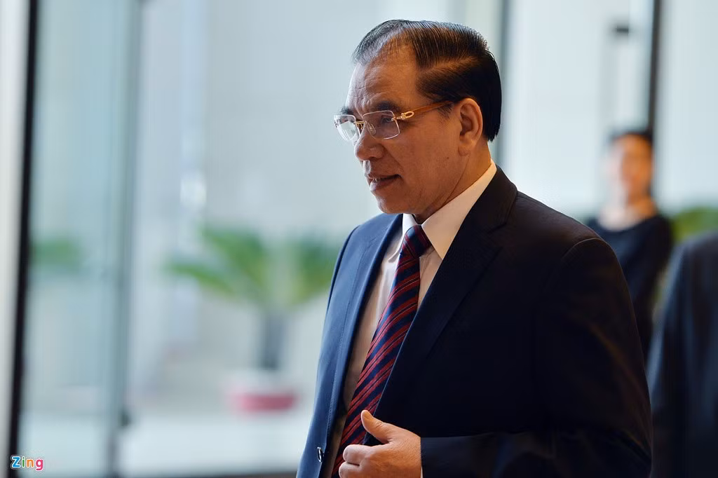 Nguyên Tổng bí thư Nông Đức Mạnh cùng nhiều nguyên lãnh đạo Đảng, Nhà nước tới dự.