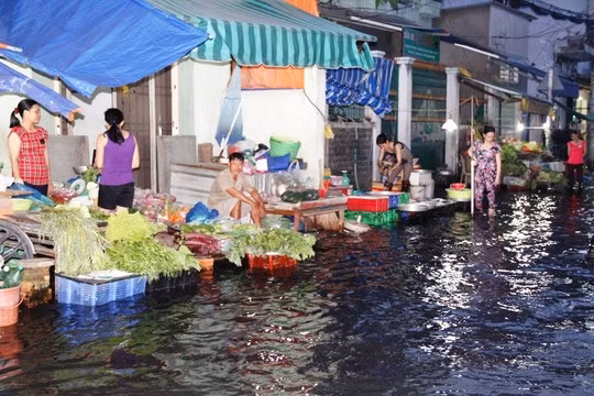 Nguoi Sai Gon khon kho trong ngay dau trieu cuong-Hinh-3
