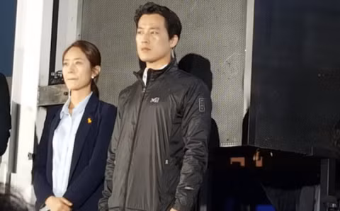 Can canh ve lich lam cua can ve tan tong thong Han Quoc-Hinh-3