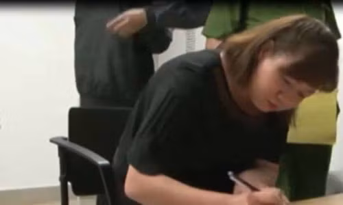 Con duong sa nga cua nguyen nu can bo thanh tra me “hau dong“