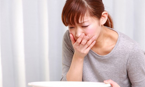 Mang thai 4 nam va ket luan nga ngua cua bac si