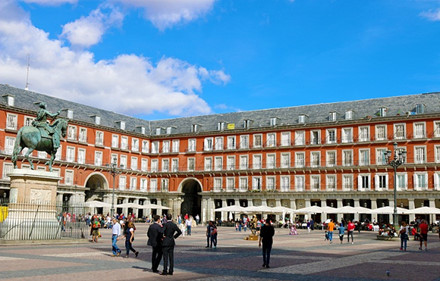 Kieu chup anh de gay phien toai khi di du lich-Hinh-4