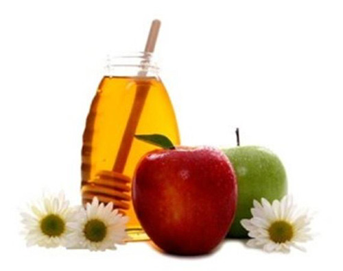 Một số cách chữa viêm họng khác: Mật ong và giấm táo: Thêm mật ong và giấm táo với số lượng tương đương vào nước ấm và uống, giọng sẽ có cảm giác dịu đi.