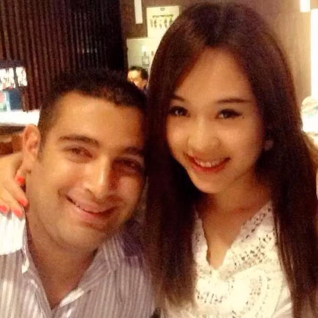 Cô cũng đã có bạn trai ngoại quốc nhưng rất kín tiếng trong chuyện riêng tư của mình.