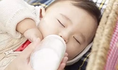 Thoi quen pha sua chet nguoi khien con bi hoai tu ruot