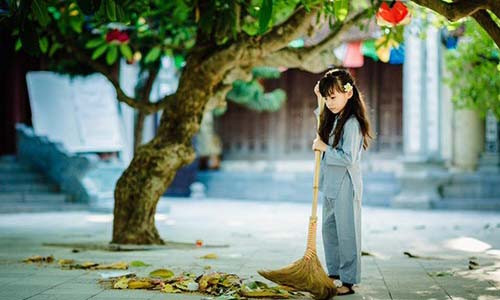 Loi Phat khuyen nhung co gai cham duyen muon chong