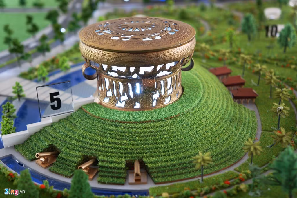 Bảo tàng tổng hợp sẽ ấn tượng với hình dáng trống đồng Đông Sơn.