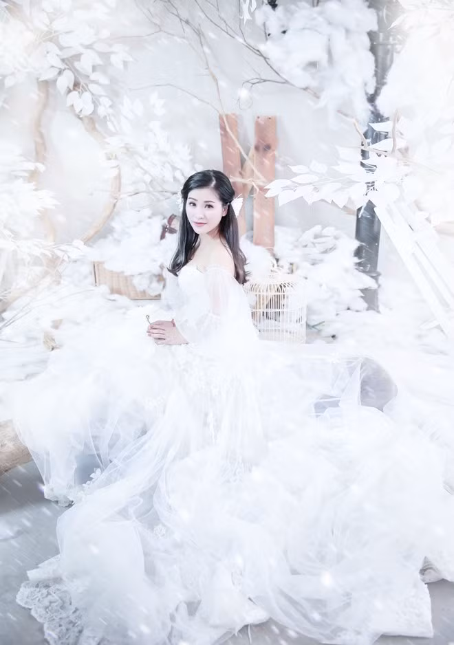 Nghe si hai Kieu Linh lam viec den say thai suyt chet-Hinh-2