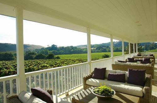 Biệt thư rộng hàng nghìn m2 được thiết kế như nhà hàng sang trọng.