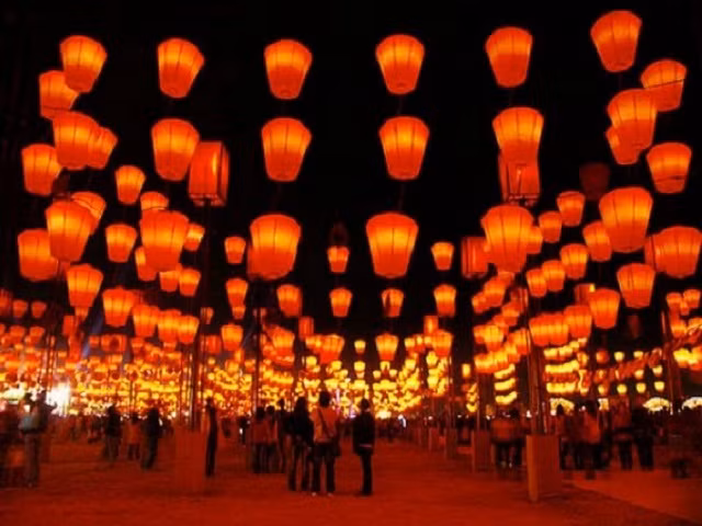 Lễ hội hoa đăng trong dịp Tết ở Singapore.