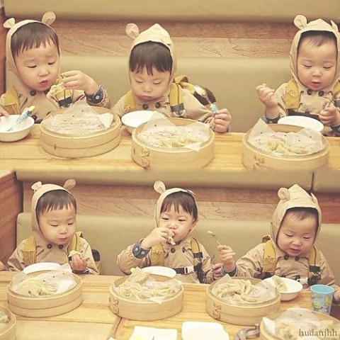 "Khả năng ăn uống bất tận" là nhận xét của nhiều khán giả, ngay cả Song Il Kook cũng bất ngờ về khả năng ăn uống của ba cậu con trai. Nhiều lần Song Il Kook phải thốt lên "Ba đứa ăn như phần ăn của một người lớn". Trong suốt quá trình tham gia chương trình khán giả luôn thấy hình ảnh tự giác ngồi vào ghế ăn của riêng mình và luôn ăn hết một phần ăn của người lớn.