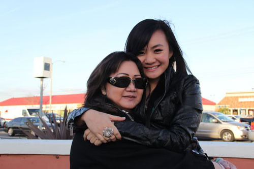 Mẹ nữ ca sĩ muốn các con tập trung vào việc học nên đa phần Xuân Mai chỉ đi hát vào cuối tuần. Mẹ Xuân Mai từng chia sẻ, trong suốt 12 năm học, nữ ca sĩ Xuân Mai luôn được vinh danh là một trong top 10 học sinh xuất sắc nhất của trường. Cô tốt nghiệp trung học phổ thông tại Mỹ loại xuất sắc.