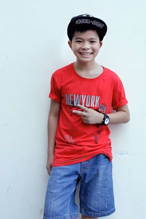 Nếu Phương Mỹ Chi là một cái tên rầm rộ sau The Voice Kid mùa đầu tiên thì Quang Anh lại rất im ắng hơn dù đạt được vị trí quán quân. Quyết định hạn chế các show diễn để chuyên tâm vào việc học, Quang Anh nhận được nhiều lời khen tặng của người hâm mộ. Ngoài giờ học, cậu bé chỉ nhận vài show diễn cuối tuần hoặc đôi khi là những show từ thiện.