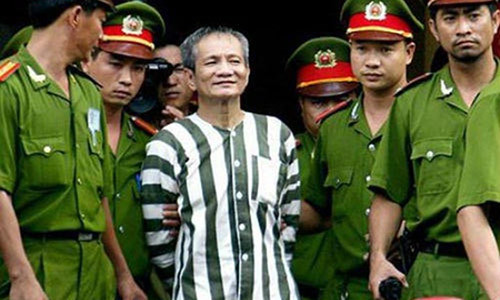 Ông trùm Năm Cam.